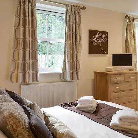 Holiday home Rolton House